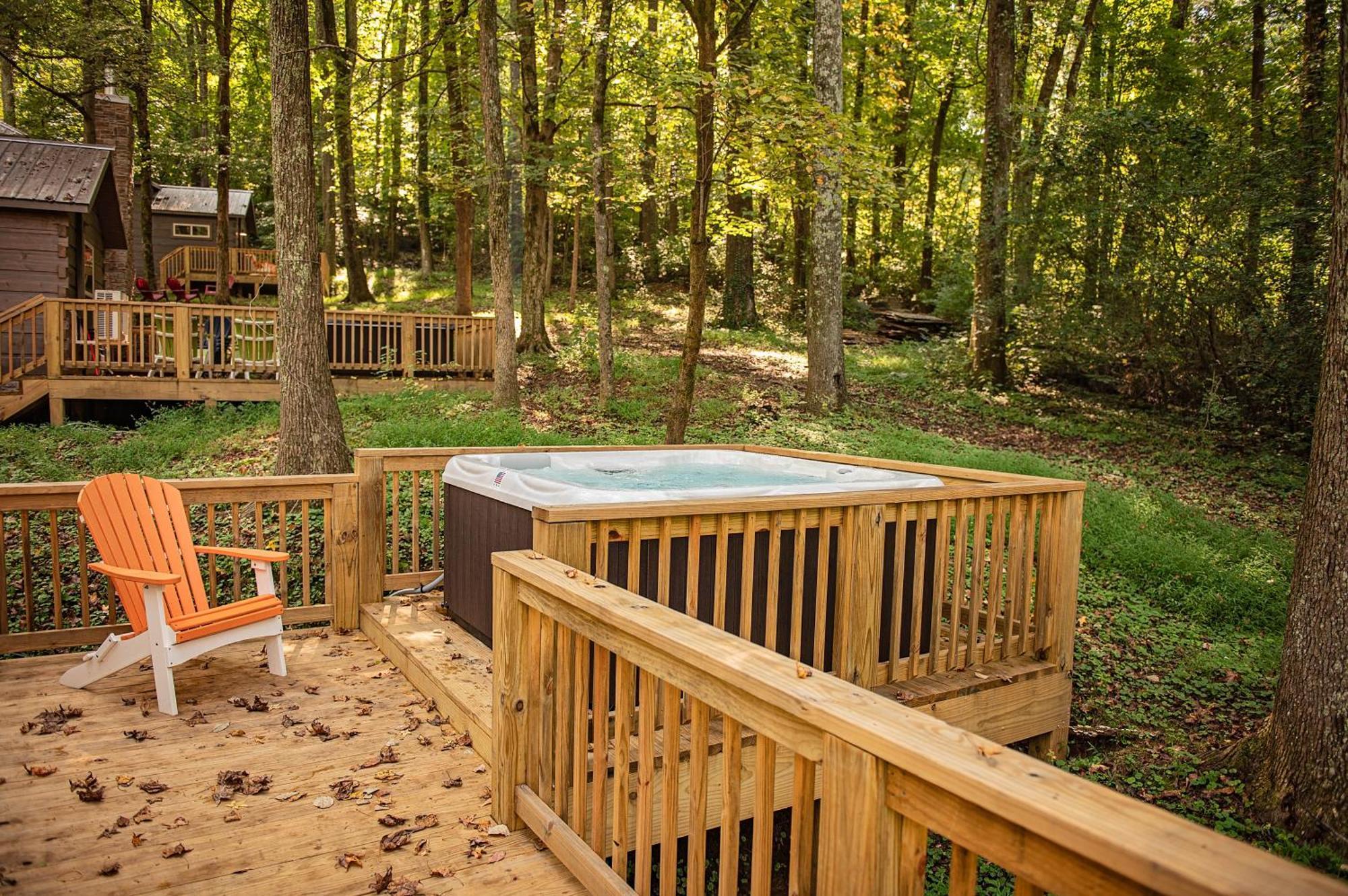 Lena Cabin Wooded Tiny Cabin - Hot Tub 채터누가 외부 사진